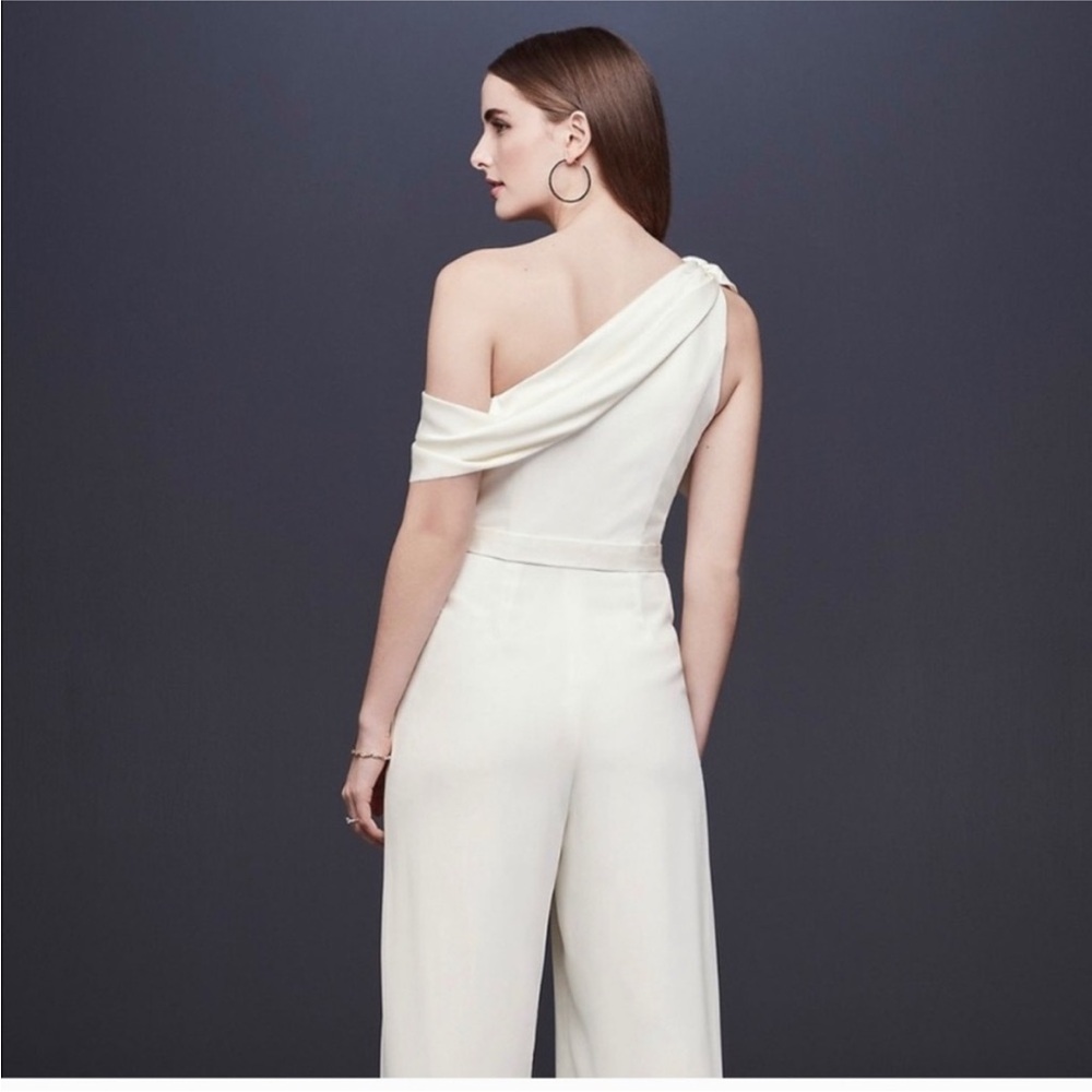 Chic One-Shoulder Cream Dress - Picture 2 of 5